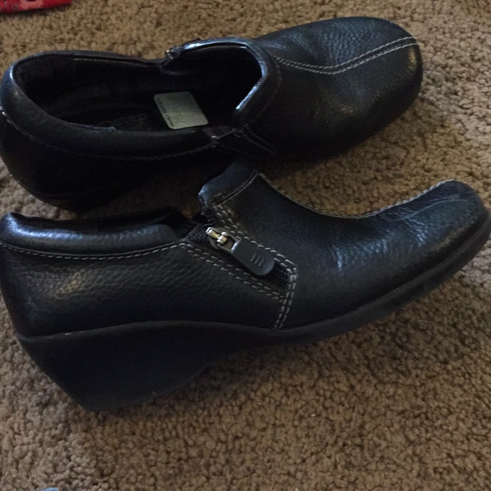 Great black shoes!